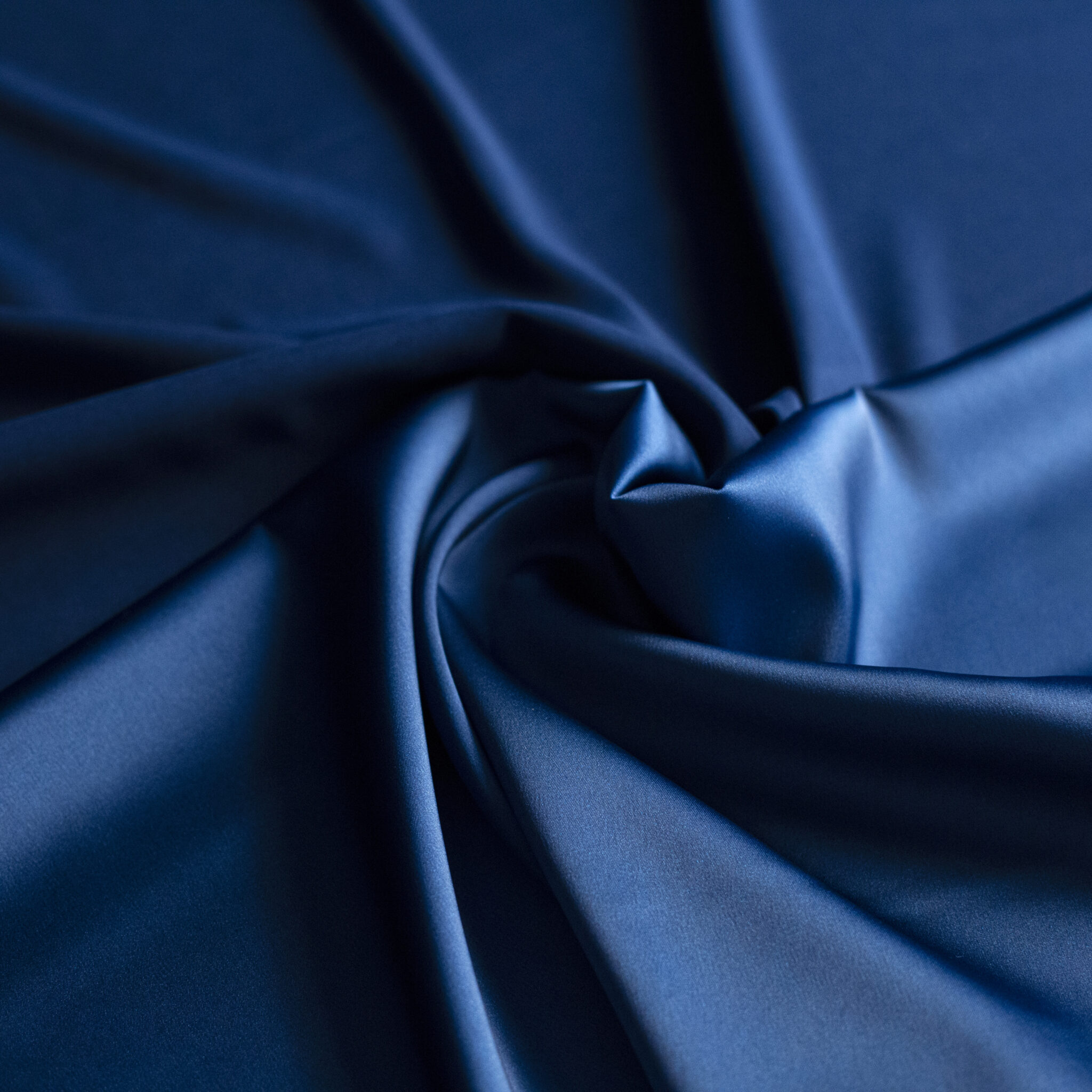 Crepé satén espandex azulada - Imagen 3